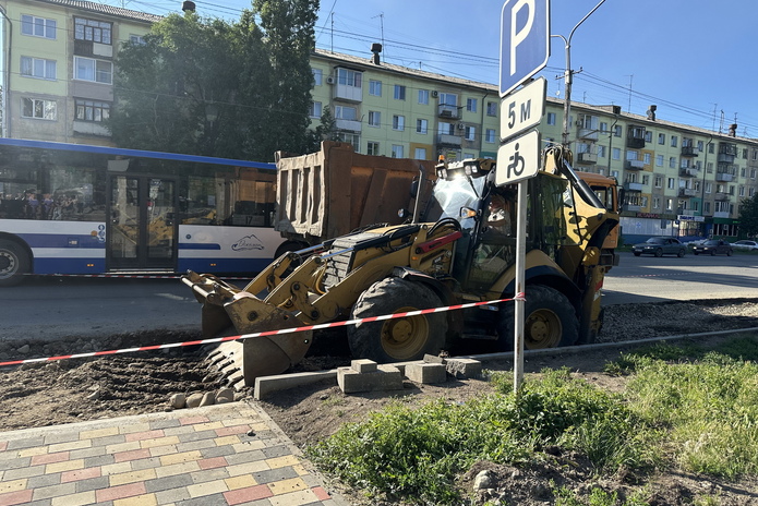 К 30 июня все дома на улице Казахстан будут покрашены